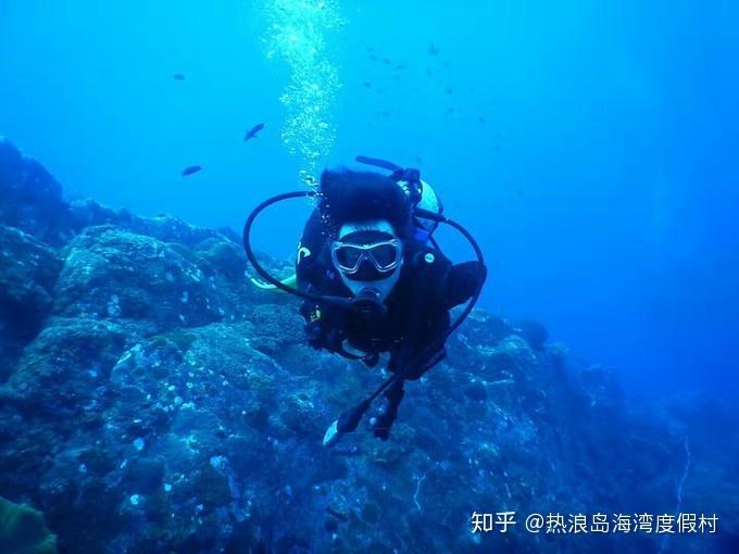 2024全国地方两会|吉林去年GDP增长6.3%,深入实施汽车产业集群“上台阶”工程